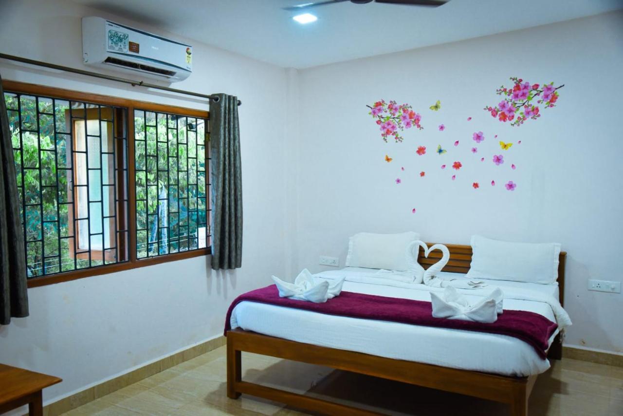 Idyllic Inn Calangute Goa Buitenkant foto